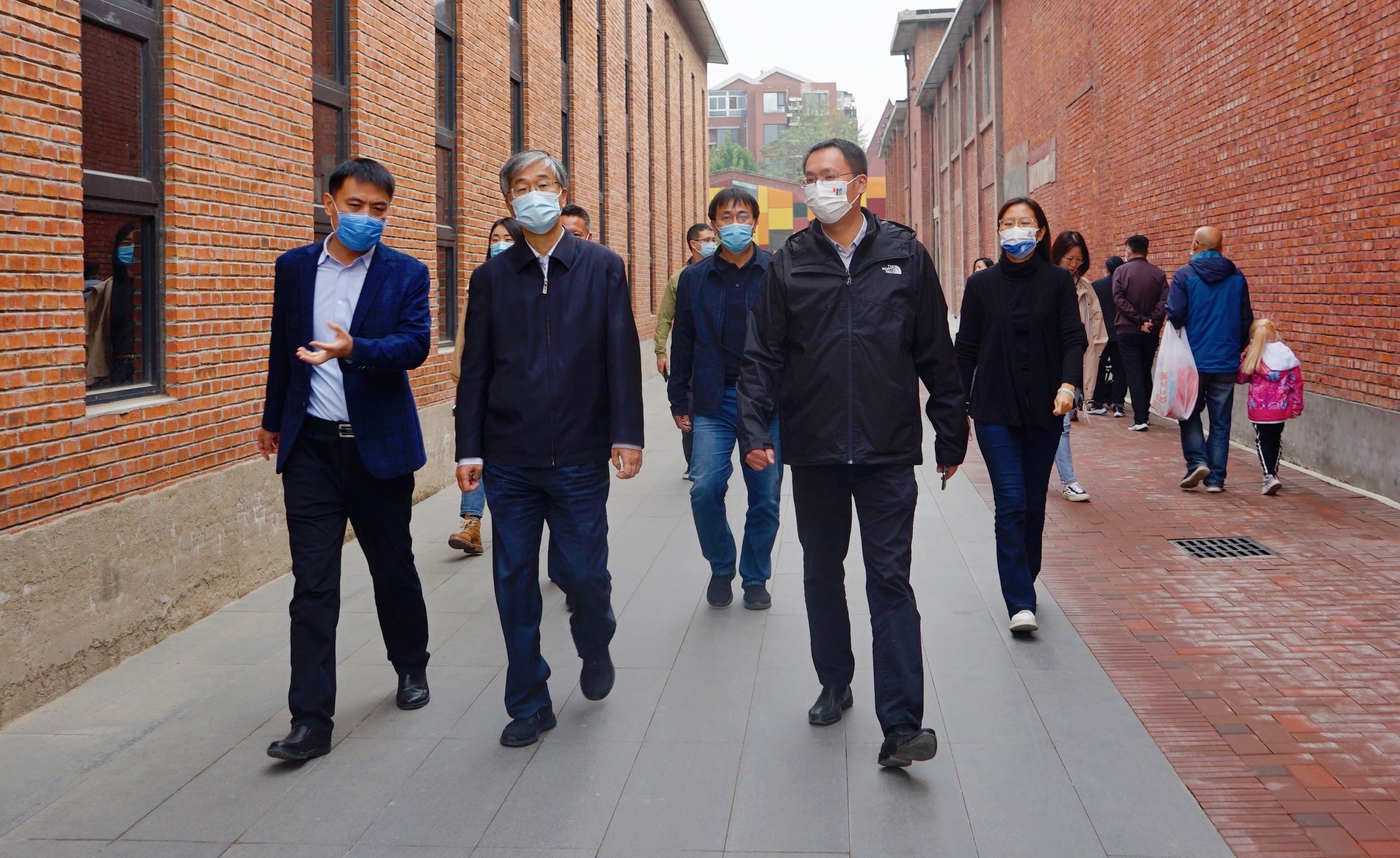 1665713994639429.jpg 1665713994639429.jpg