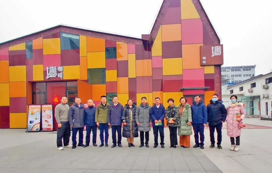 1676969477591105.jpg 1676969477591105.jpg