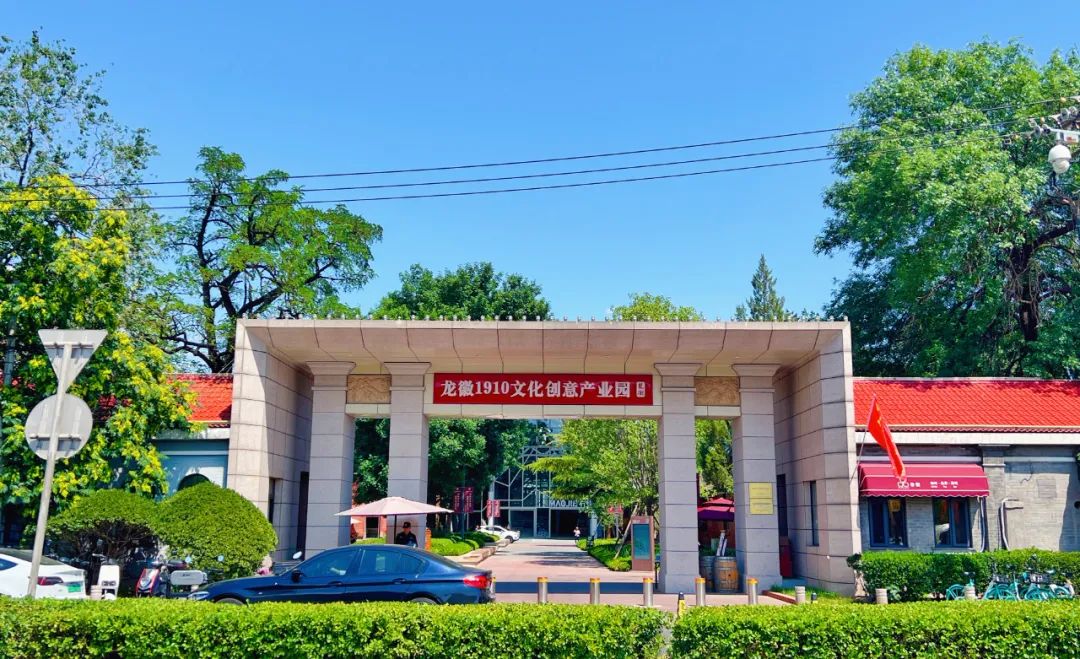 1688701087345882.jpg 1688701087345882.jpg